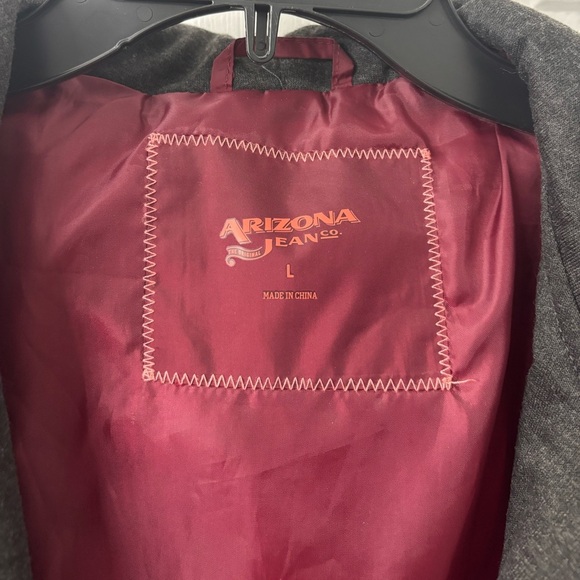 Arizona Jean Company Sleeveless Puffer Vest with Hood Maroon Women’s Size Large - Picture 3 of 4